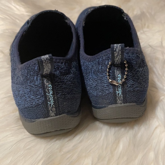 SKECHERS Relaxed Fit Air-cooled Memory Foam Sneakers - Picture 4 of 6